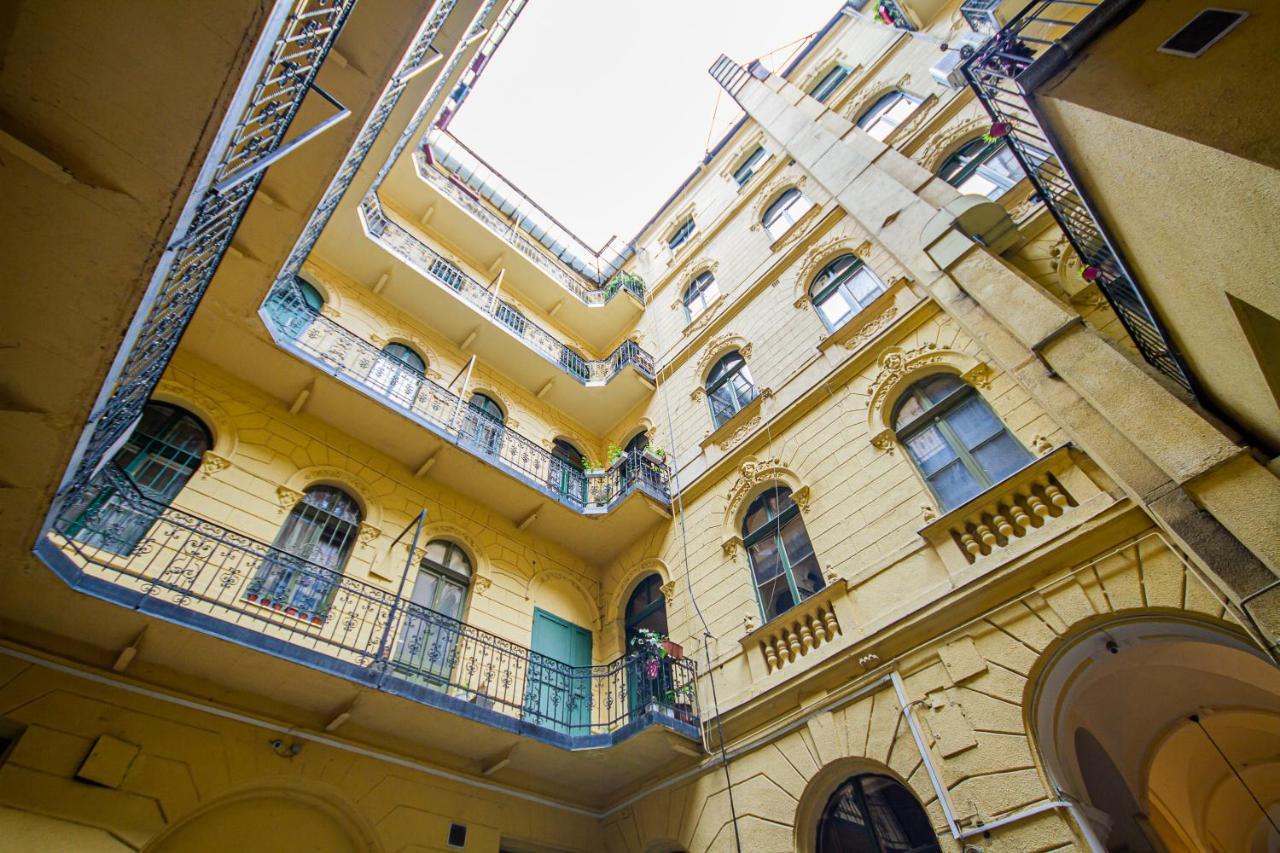 Urania Apartment Budapest Ngoại thất bức ảnh